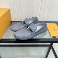 Louis Vuitton Low Shoes